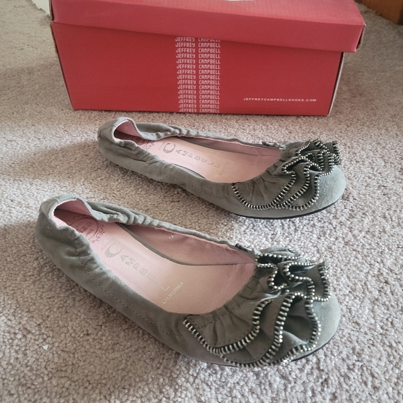 Jeffrey Campbell | Zipper Ruffle Flats - Size 5 - Picture 3 of 7